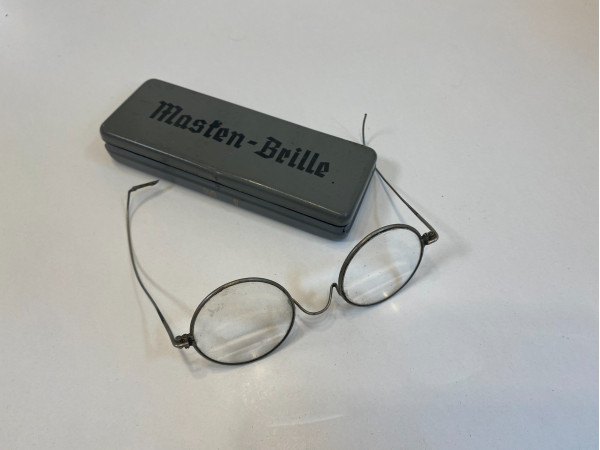 WWII German Wehrmacht Army Masten - Brille Prescription Eyeglasses with Case