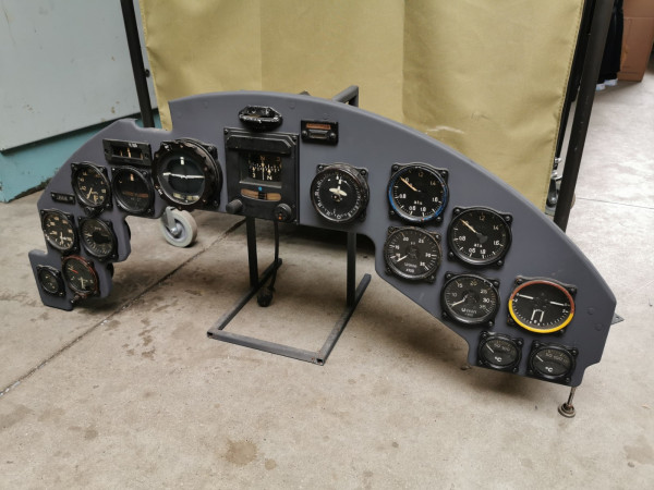 WWII German Luftwaffe Main Instrument Panel with all instruments – Junker 88 SUPERB!