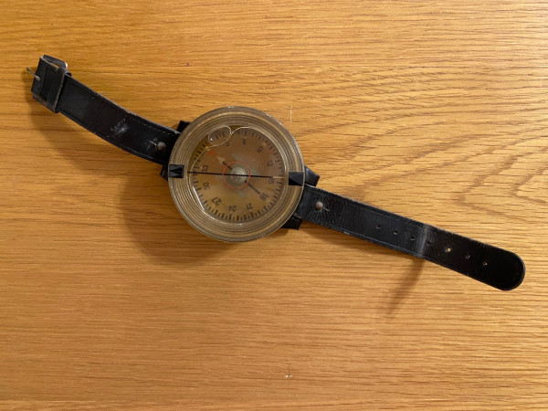 WWII German Luftwaffe AK39 Wrist Compass (Armkompaß) Fl.23235-1 – 2nd Mode