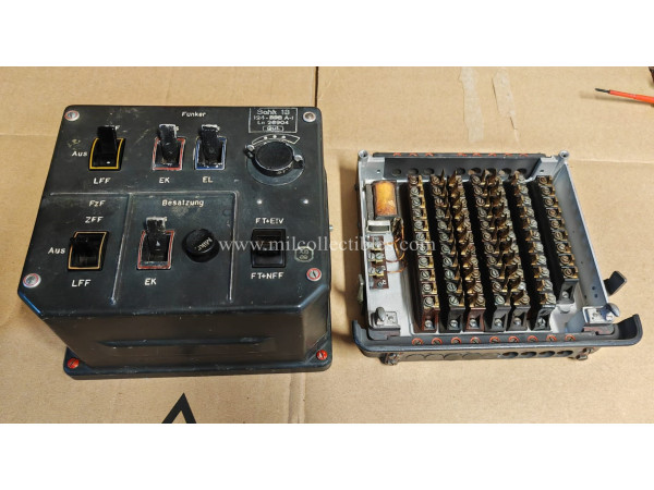 WWII German Luftwaffe  Ln.26904 control box Sch K13 with holder  FuG 10, FuG 16
