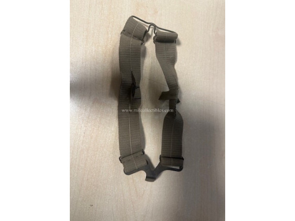 WWII German Luftwaffe Model 10-6701 Two point oxygen mask strap